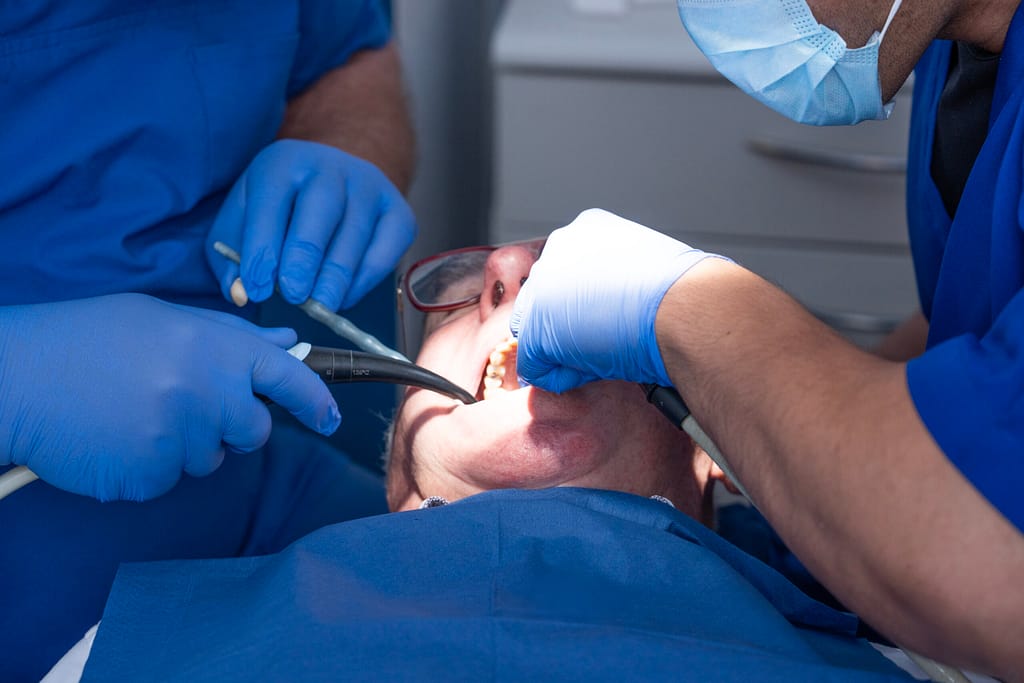 teeth cleaning dubai